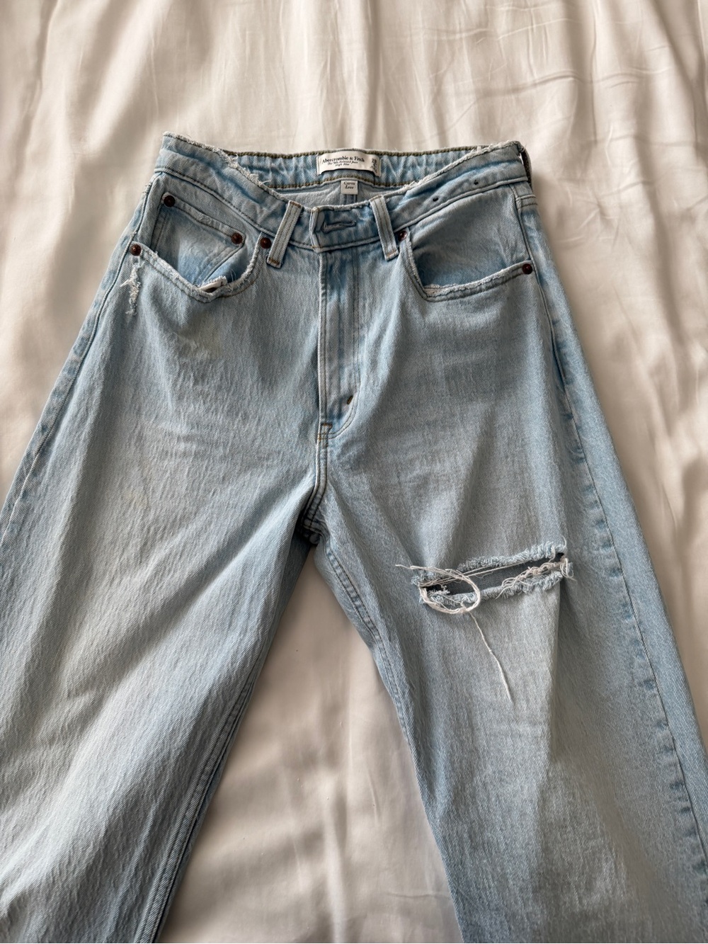 Abercrombie & Fitch Light Wash Distressed Womens Jeans